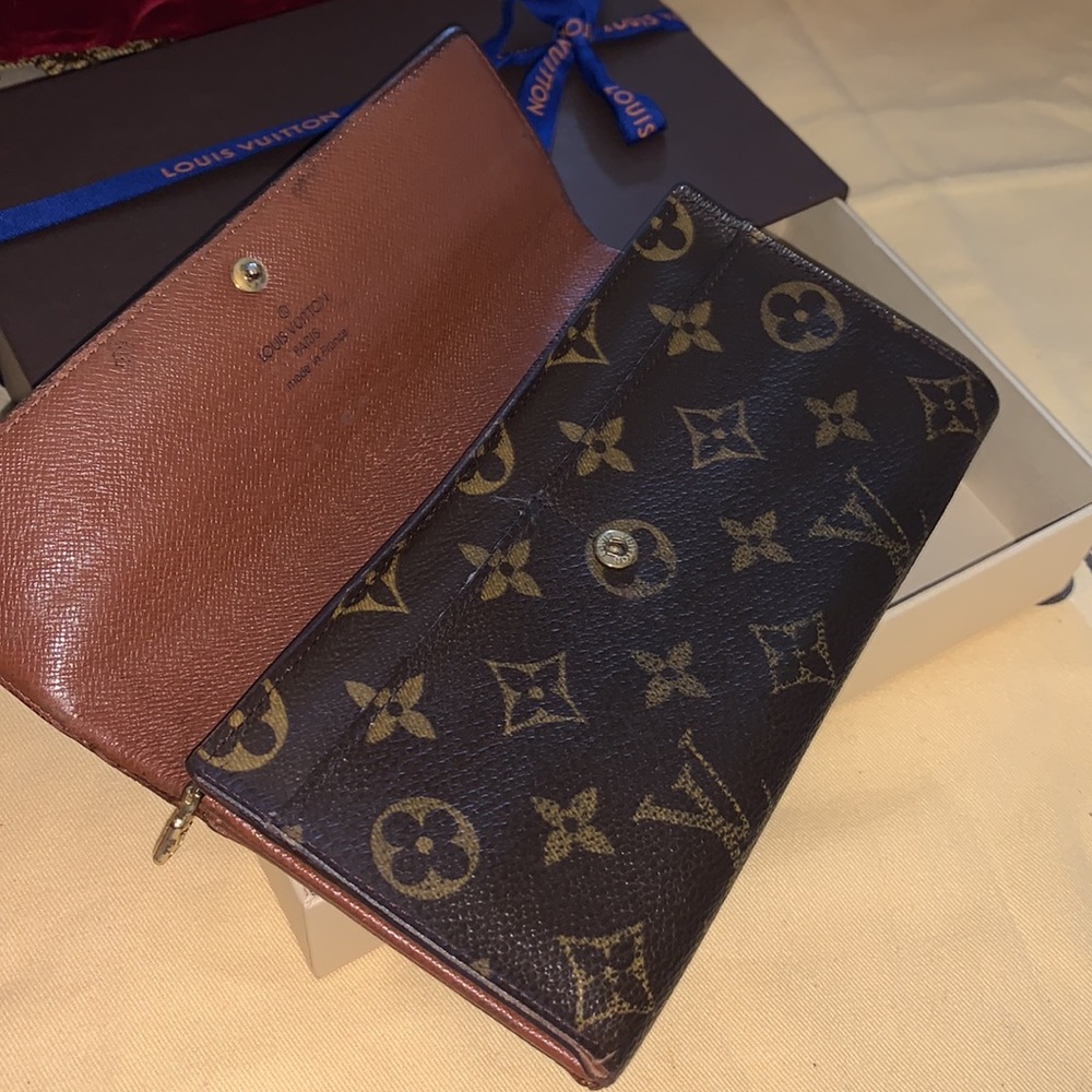 Authentic Louis Vuitton Long Monogram Wallet - image 8